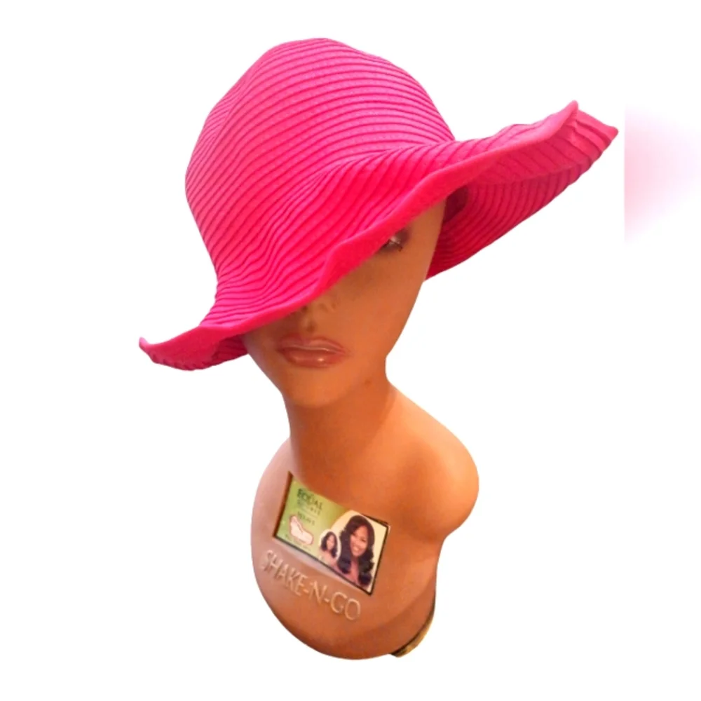 Fuschia Pink Ribbed Cosmopolitan Women's Hat OS - Picture 1 of 4